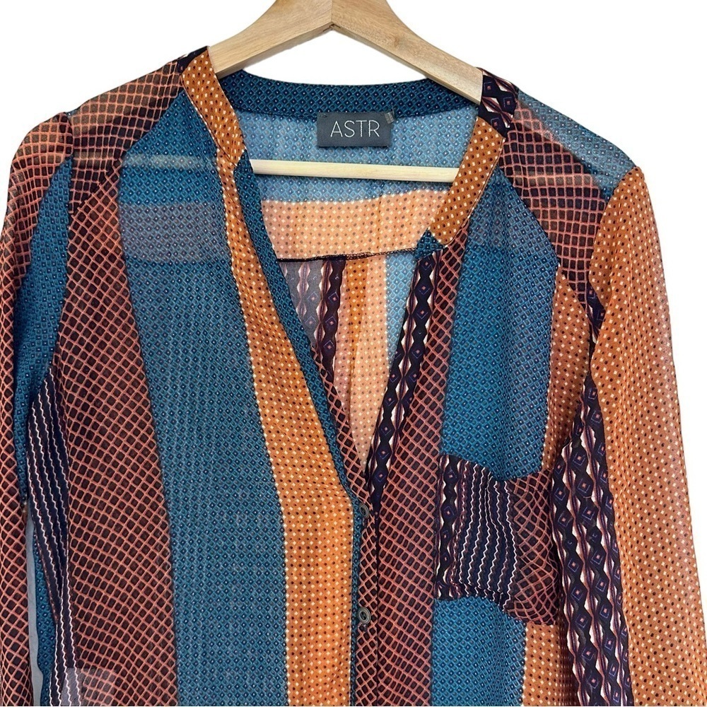 ASTR button down kimono - Picture 3 of 3
